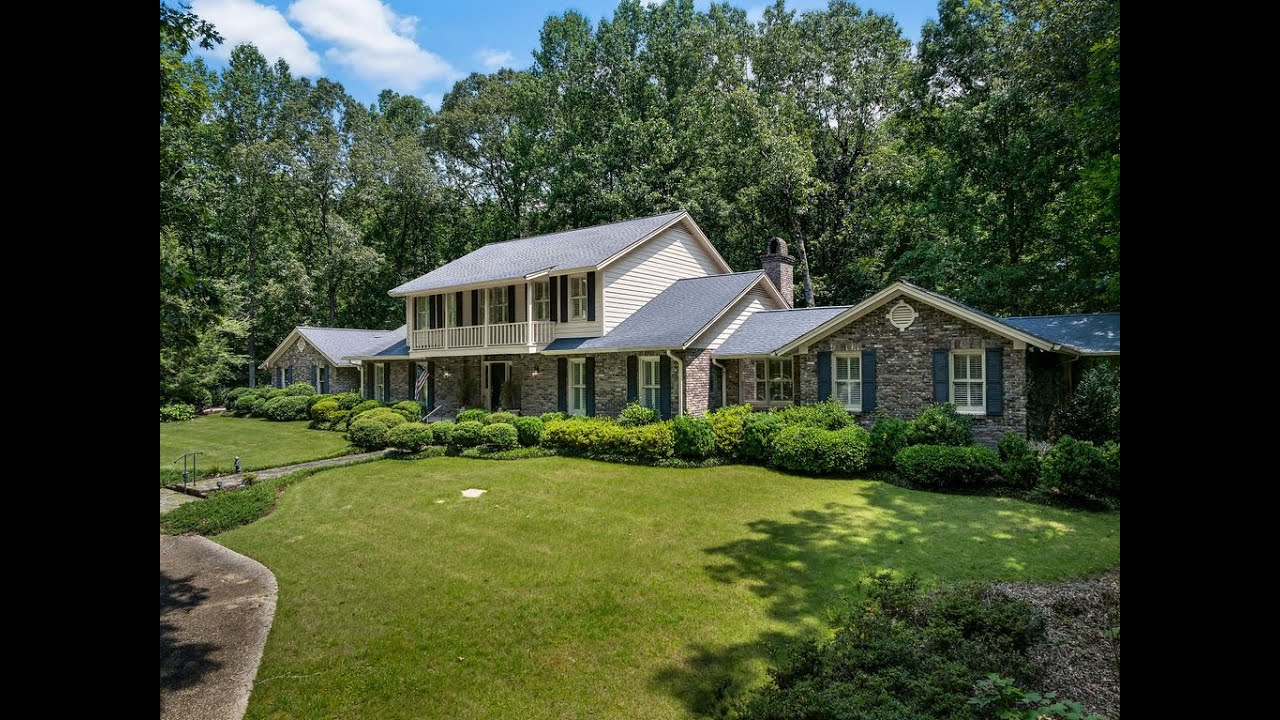 601 Glen Oaks Circle, Jasper, AL 35504