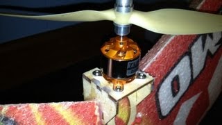 Tek Sumo Flying Wing Aerobatic Flyer