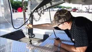 How to Hook up a Gooseneck Trailer for Safe Towing