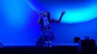 Download Lagu Ariana Grande - Love Me Harder + Breathin (Sweetener World Tour, Vancouver) MP3 Download Lagu Ariana Grande - Love Me Harder + Breathin (Sweetener World Tour, Vancouver) MP3