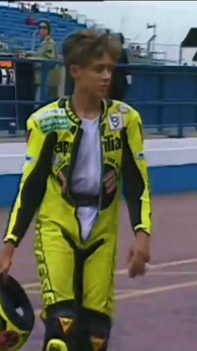 Ketika Valentino rossi Debut Pertama kali dimotogp umur 16 tahun