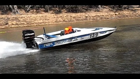 AIR FORCE 1 - 2013 Southern 80 Water Ski Race - F2