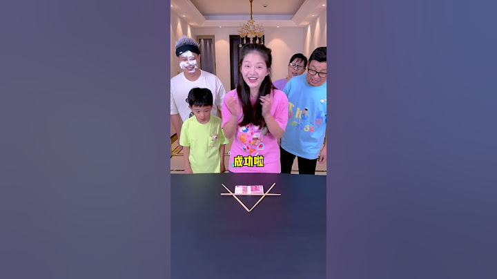 Who Can Move 1 Chopstick To Let The Money Go Out? 😂 #Funnyfamily #Partygames
