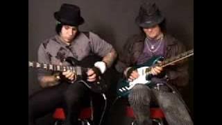 A7X: Zacky Vengeance & Synyster Gates - Bat Country Guide