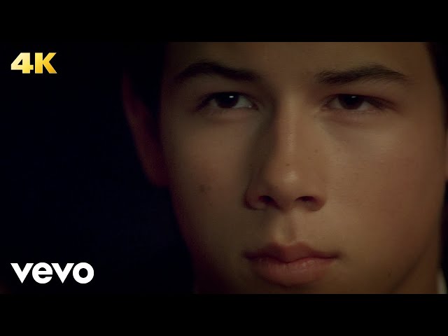 JONAS BROTHERS - BURNIN' UP