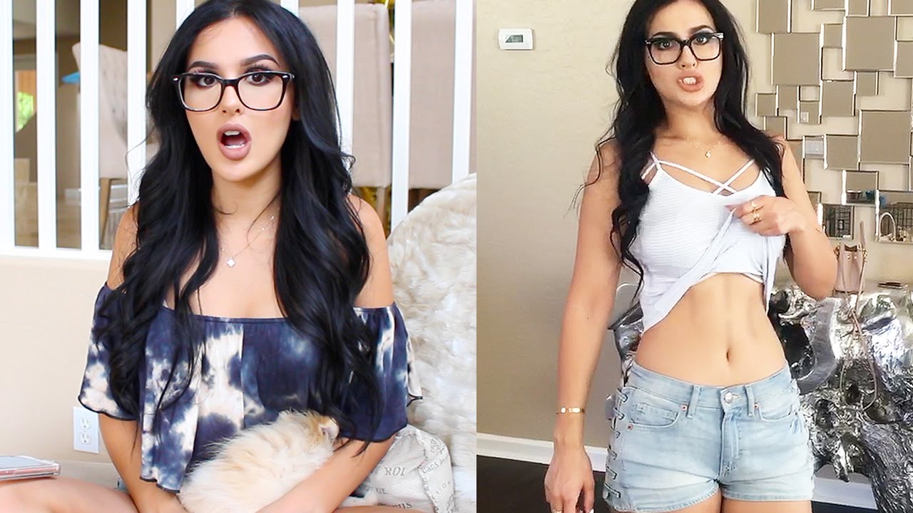 sssniperwolf, sniper wolf, ask wolf, ask wolf 158, abs, six pack, workout r...