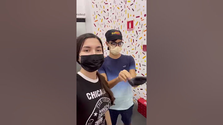 REGALANDO HELADOS 🥶#short #helados