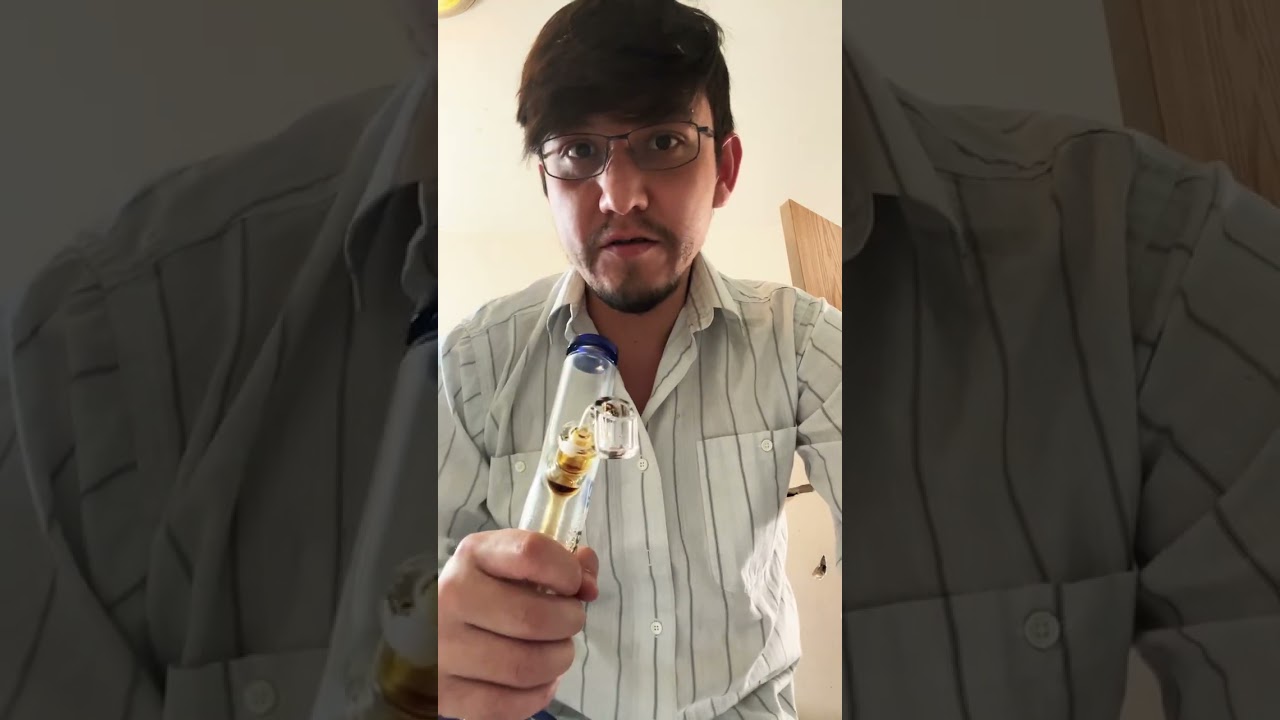 Terp sauce and live resin :) trying 2 of 20 :) very tastey smoke