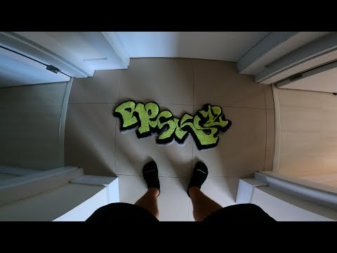 Video: Halvgraffiti, Halvtomt Hotel Panikrum Ved Tilt