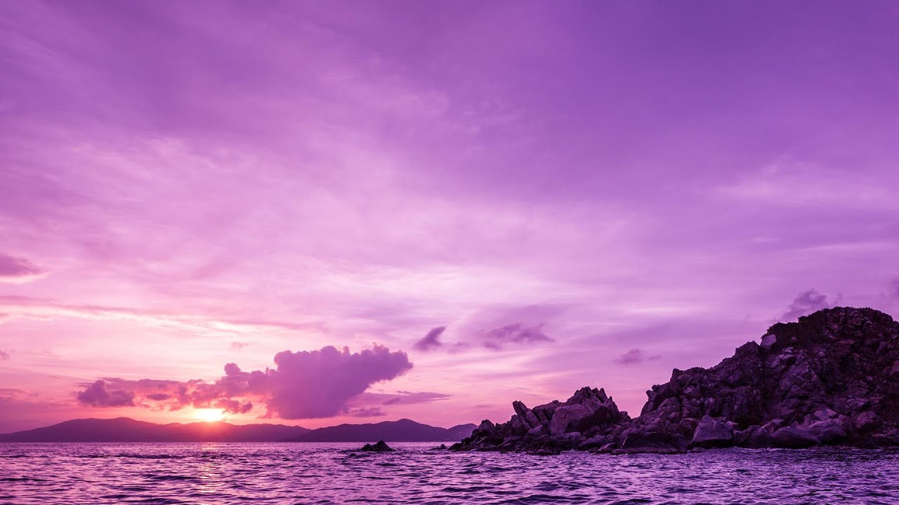 ليه السماء لونها أزرق؟