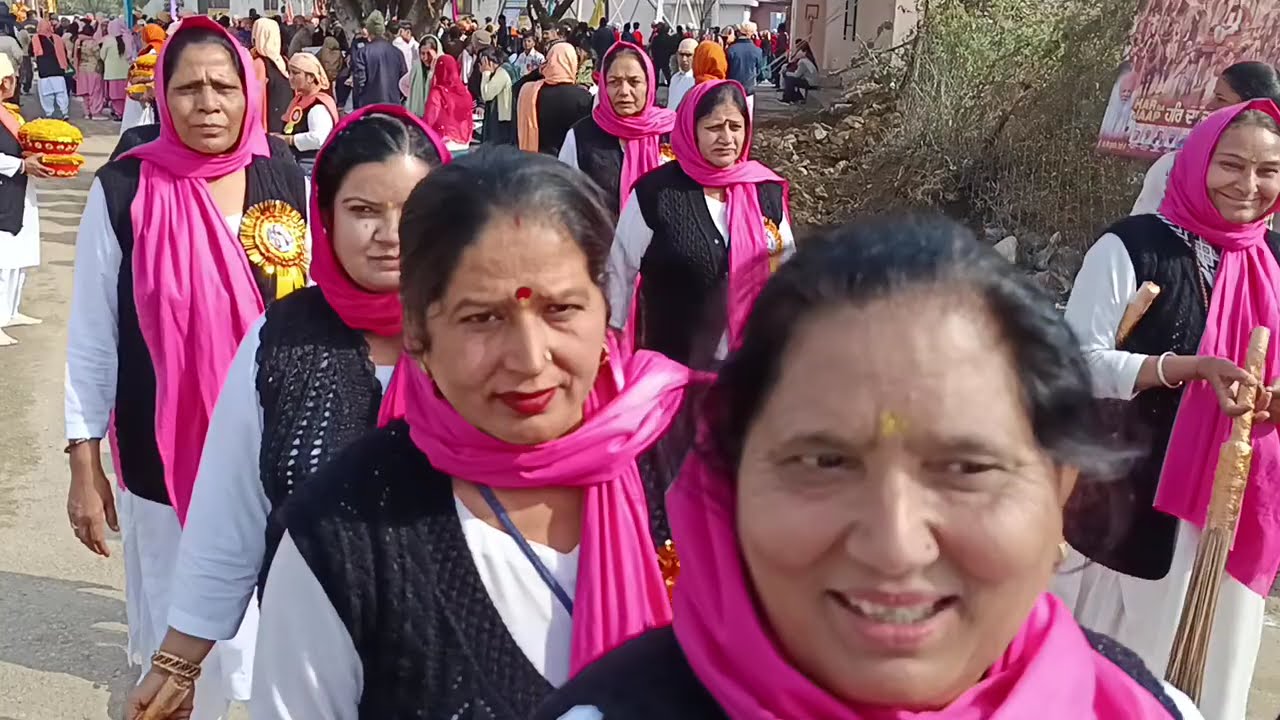 PATHANKOT ਦੀ ਧਰਤੀ Guru Ravidass Ji ਦੇ ਰੰਗ ਵਿਚ ਰੰਗੀ ਗਈ, ਦੇਖੋ ਵਿਸ਼ਾਲ ਸ਼ੋਭਾ ਯਾਤਰਾ #deraswamiJagatGiri 