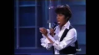 #nowwatching Natalie Cole LIVE - Take A Look