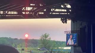 Jake Owen song at the same concert