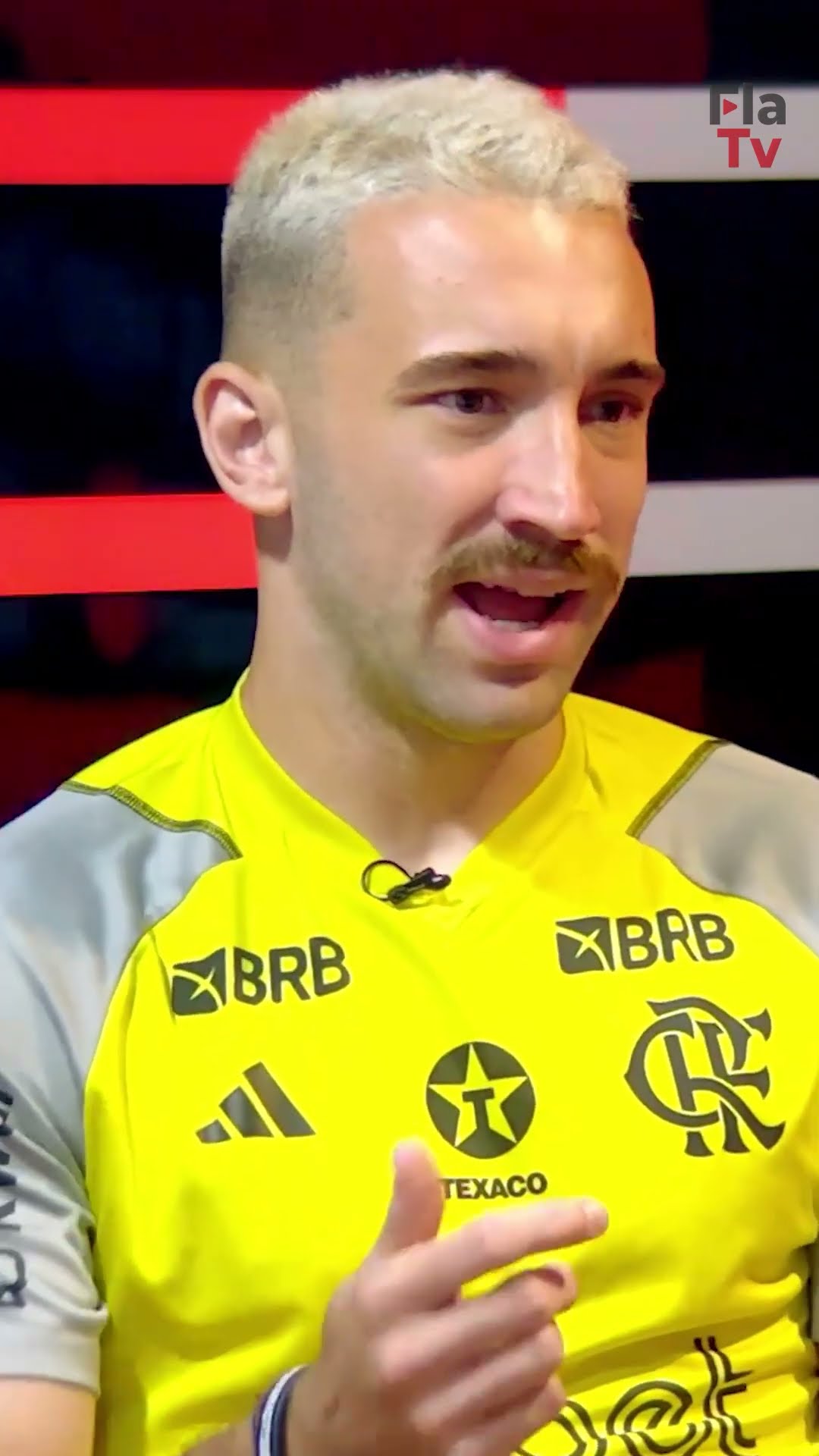 Destaque do Mengão na vitória sobre o Internacional, Léo Ortiz foi o convidado do Resenha do Jogo