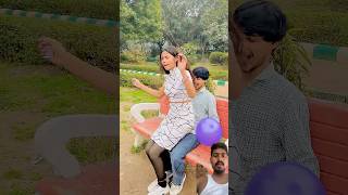 2 गुब्बारे का दिया 1 हजार फिर जो हुआ 🤣💦🎈 #Prank #PrankVideo #FunnyPrank #Comedy #FunnyVideo