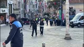 İSTANBUL - Beyoğlu'nda patlama meydana geldi