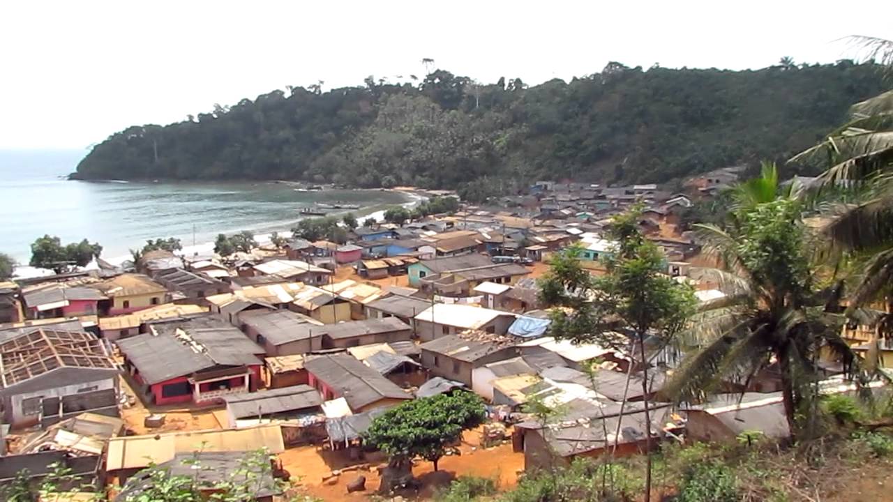 Butre [HD] - Western Region, Ghana (February 2012) - YouTube