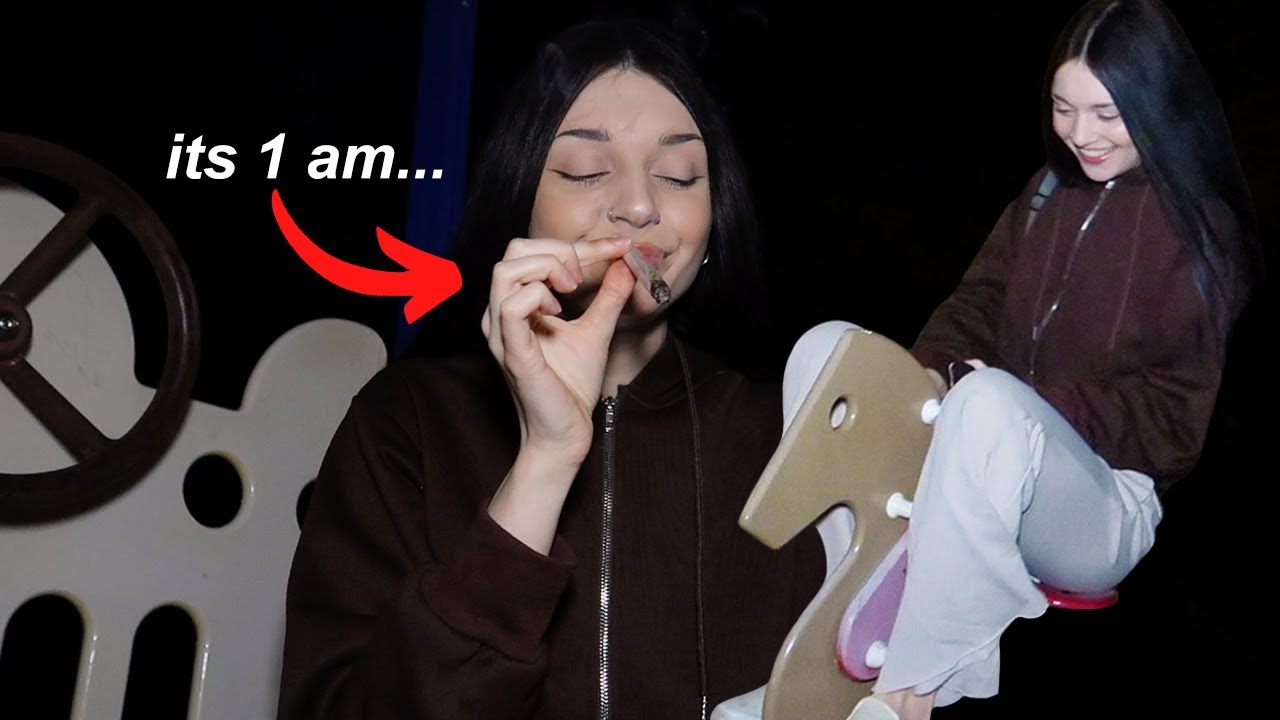 в парке в час ночи становится бледнее