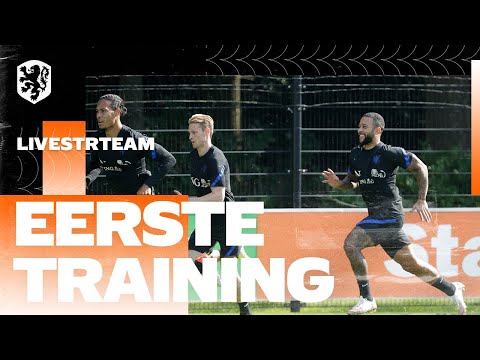 Video: Hoe Om Kersels Van Veters Af Te Weef