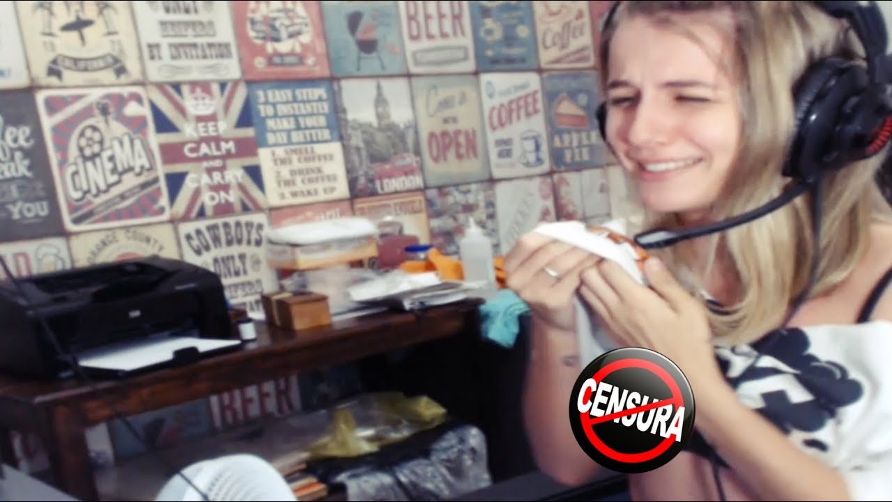 Paguei peitinho no meio da live - MELHORES MOMENTOS DE LIVE Paguei peitinho no meio da live - MELHORES MOMENTOS DE LIVE #1