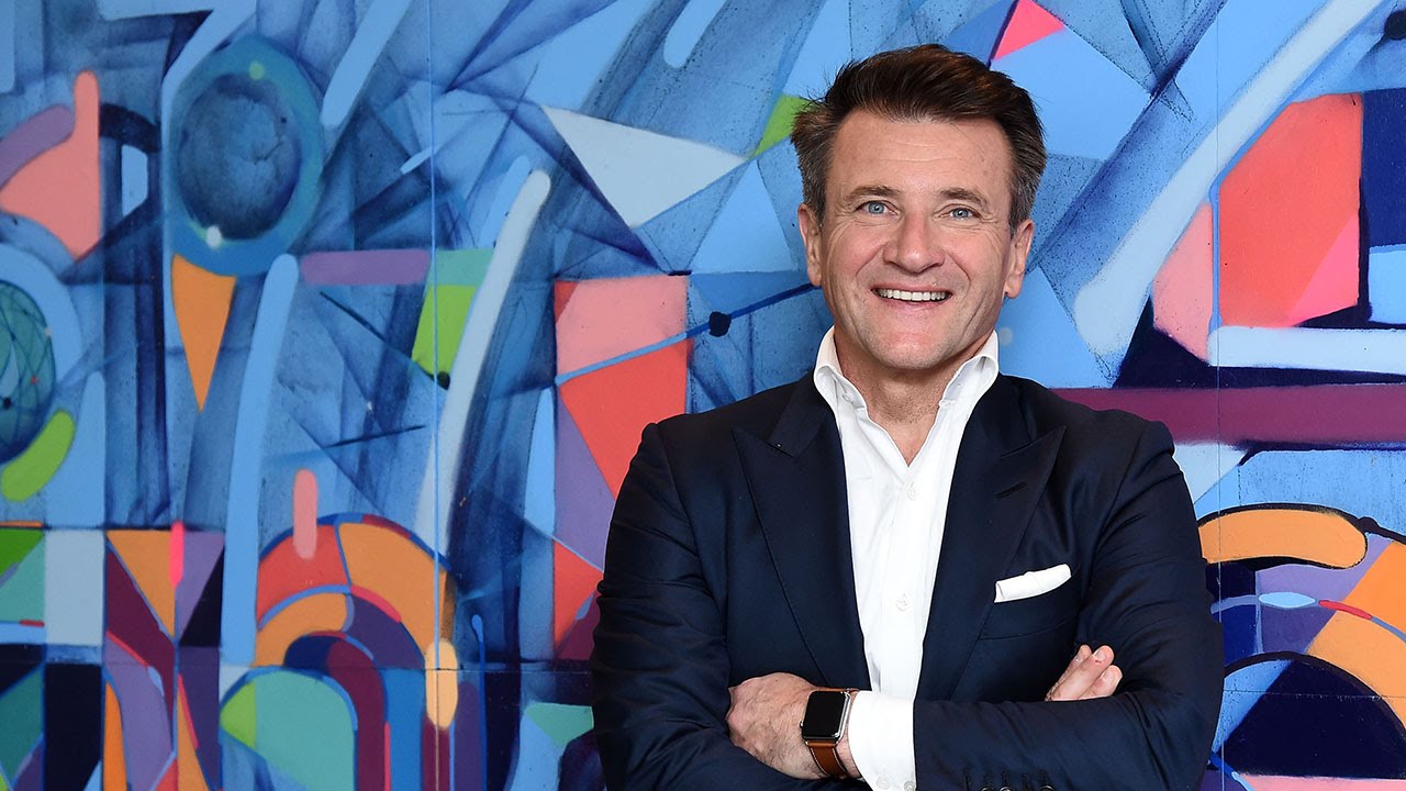 Here’s Robert Herjavec’s Advice to Prospective Business Owners | Fortune