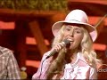 The Kendalls singing Sweet Desire plus Pffft on Hee Haw November 25, 1978