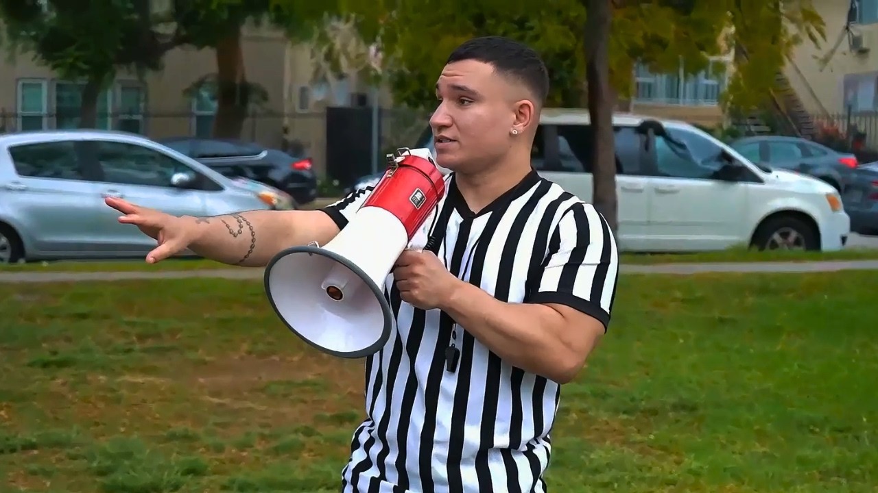 I'm The Worst Ref You've Ever Seen... - YouTube