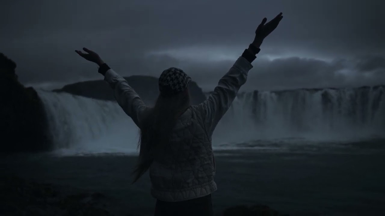 Guarda Ginchy x Hel-sløwed x Gabi Juliano - Recall (Official Music Video) su YouTube Guarda Ginchy x Hel-sløwed x Gabi Juliano - Recall (Official Music Video) su YouTube