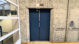 [quick ride] 1980s KONE (mod. By ThyssenKrupp) Traction elevator @ Landerigatan 17, Göteborg, Sweden