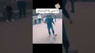 قهوجى مصرى ينطط الكورة بصنية القهوة #football #اليورو يا مصر بتعمليها ازاى