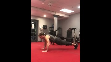 Double Clapping Push-up
