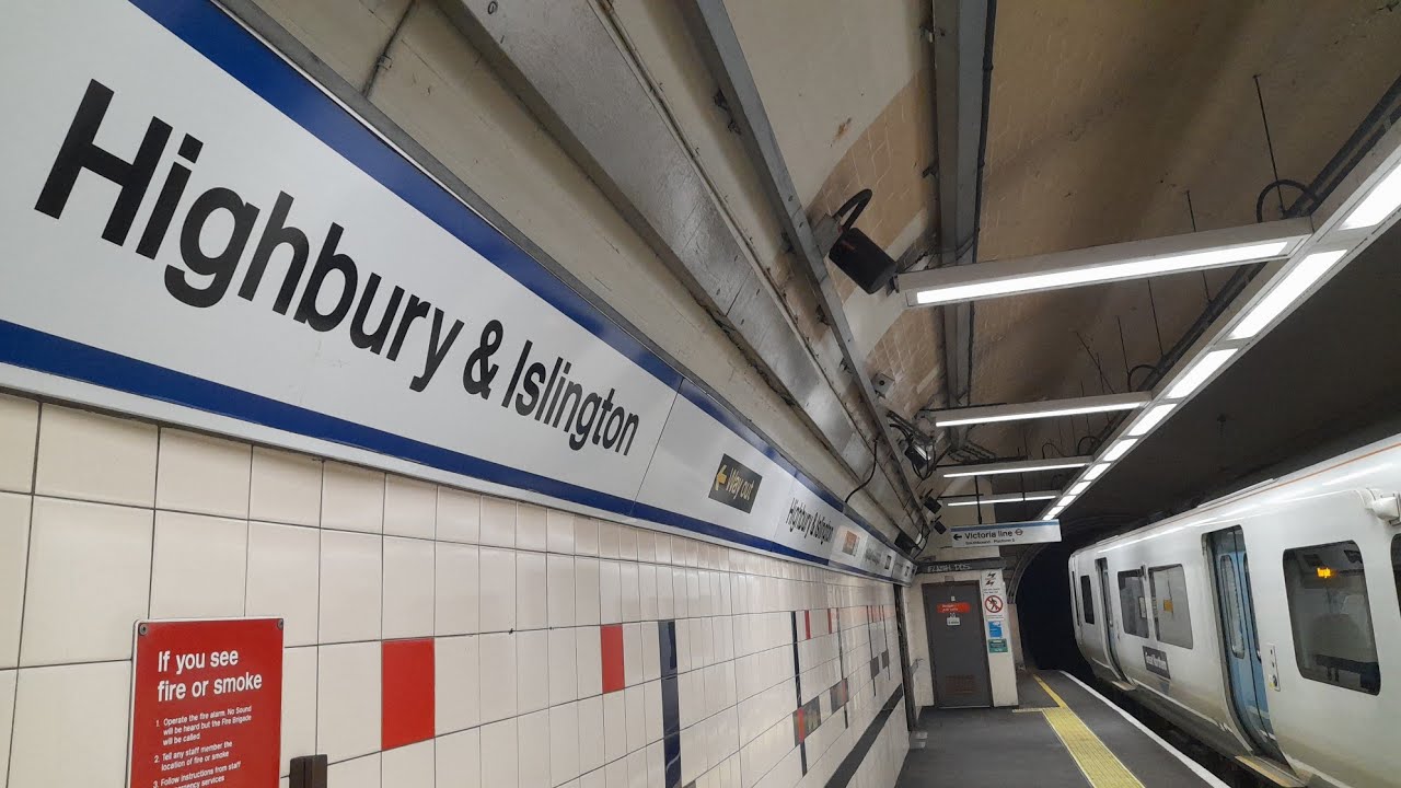 Highbury And Islington Railway Station 11/11/2023