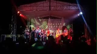 ROCKET STEADY -  GUNS OF NAVARONE