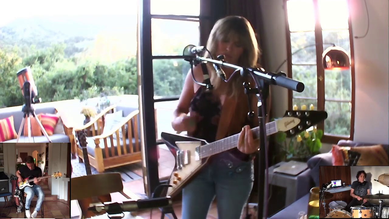 Grace Potter – “Whole Lotta Love” (Led Zeppelin) Monday Night Twilight Hour (5.4.20)