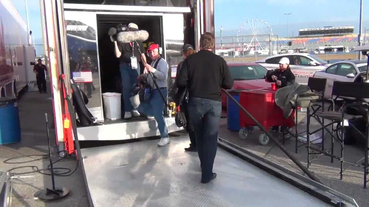 MOTRface.com Reba McEntire and Shelby Blackstock Roush Racing at ...