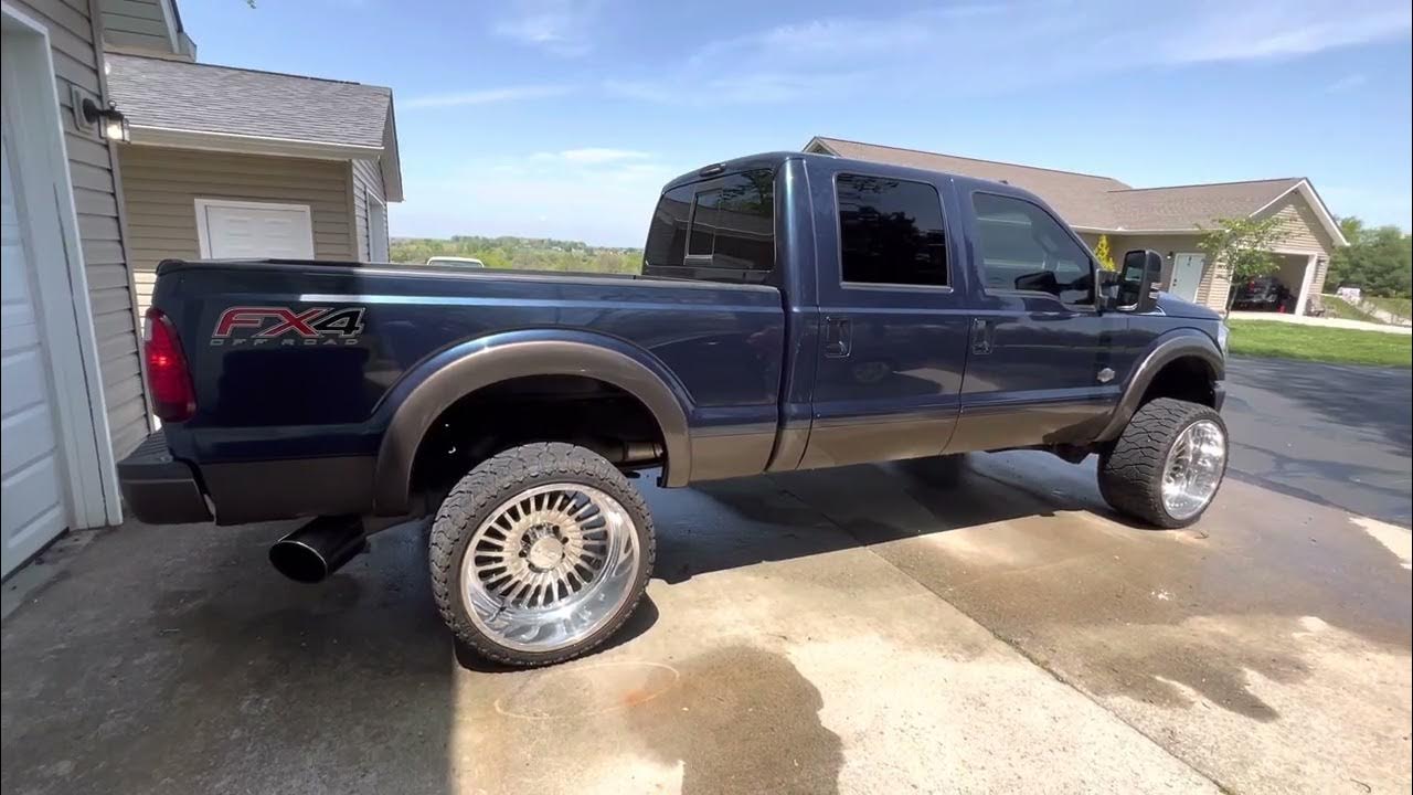 6.7 Powerstroke start up - YouTube