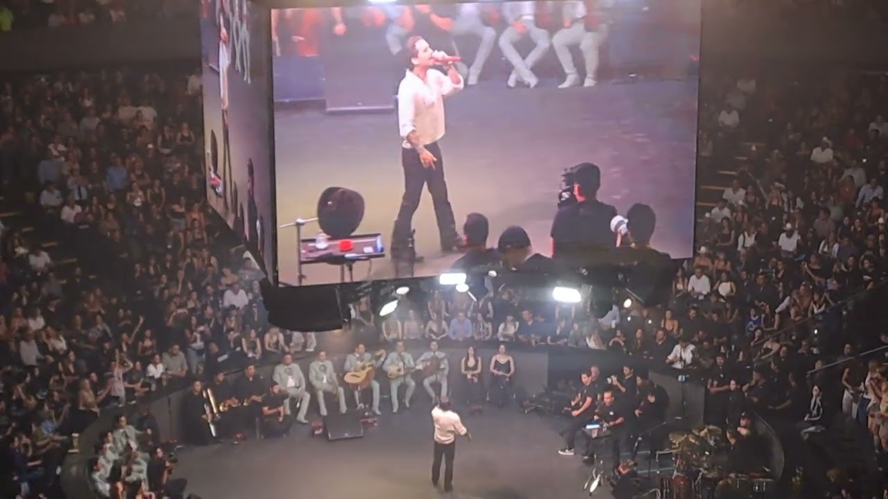 Christian nodal Domo care 25/10/2025 - No te contaron mal / AYAYAY!