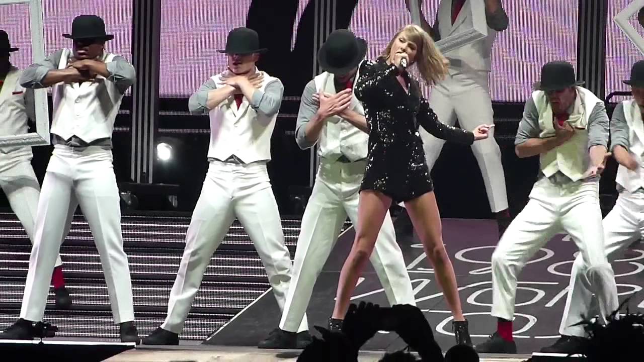 blank space 1989 world tour outfit