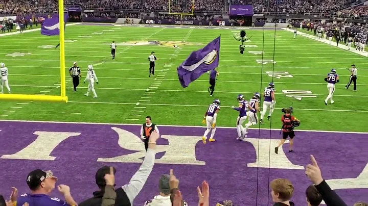 T.J. Hockenson hauls in a pass from Kirk Cousins to convert the 2-point conversion vs Colts 12/17/22