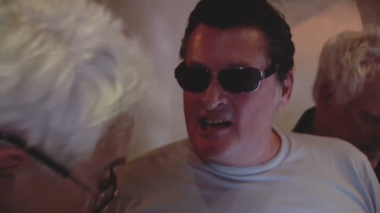 Golden Earring recording 'Little Time Bomb' & 'Dope Runner' (2013)