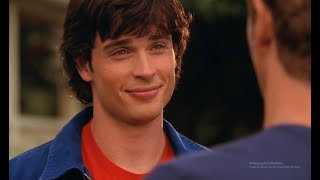 Smallville Clark Kent dunks a football | Scene #smallville #superman