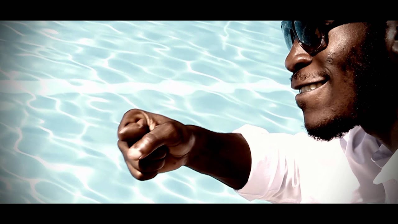 XCESE FT. DUDDI WALLACE - ABUSANDO (VIDEO OFICIAL HD) adlı videoyu YouTube'da izle