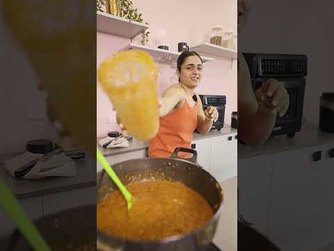 Selling MOMOS To Become RICH 🤑 #shorts