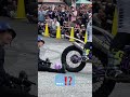 野崎史高選手、にゃんばちゃんの脚の間にある風船を…！　#バイク #トライアル #motorcycle