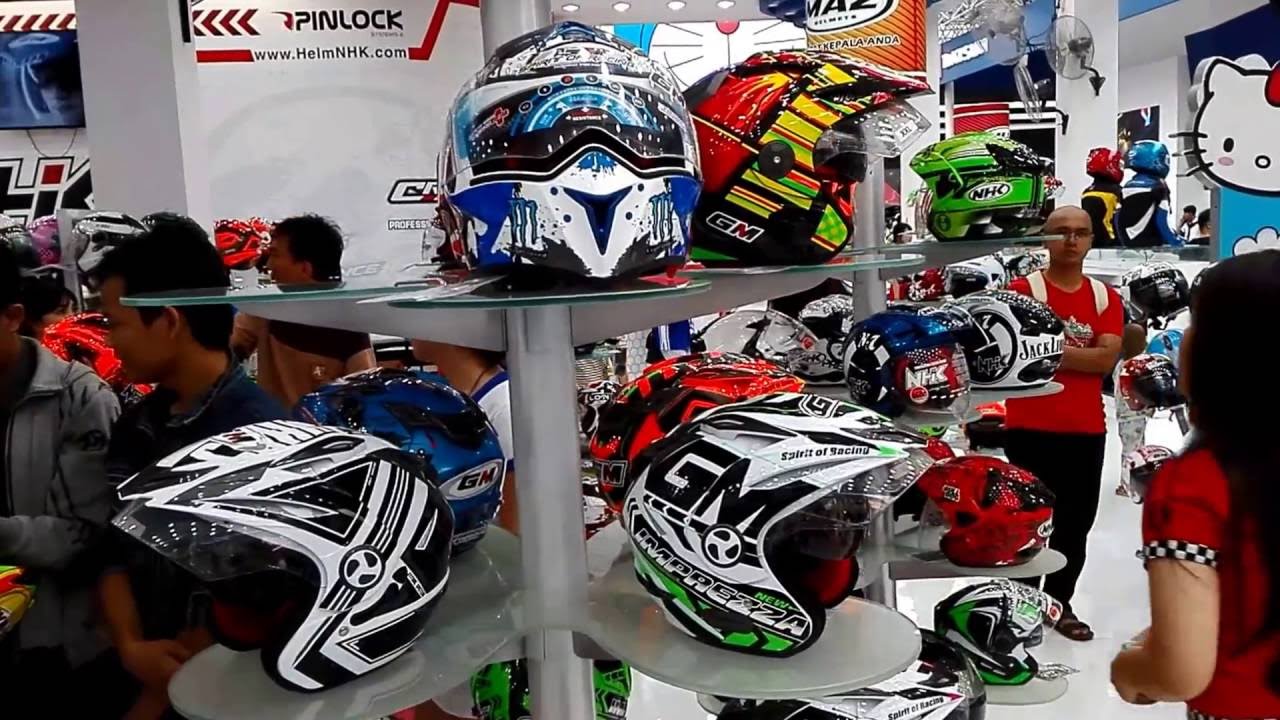 Discount Besar Penjualan Helm Merk NHK dan GM di PRJ 