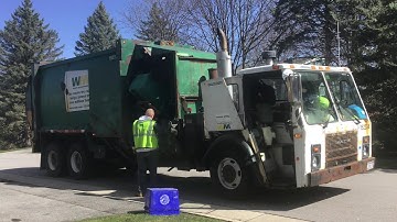 Waste Management Mack LE Labrie MSL Garbage Truck Packing Bulk + More