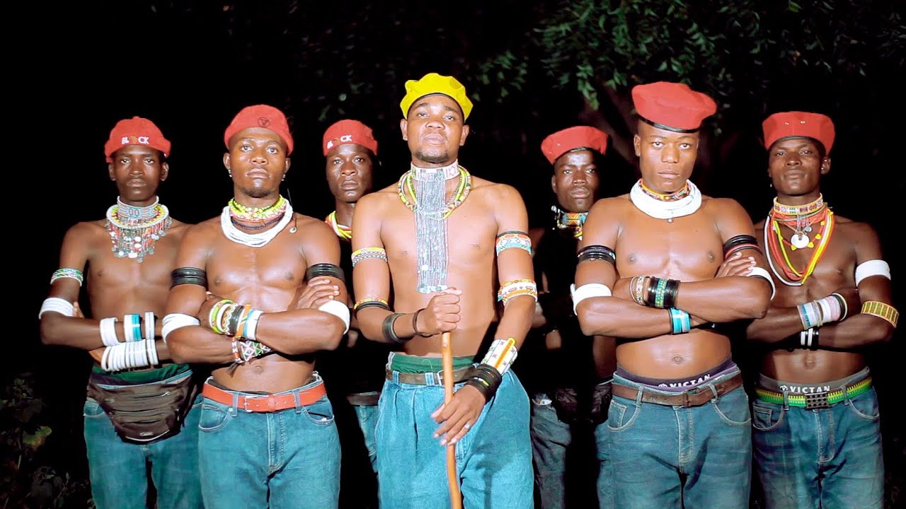 SHULE YA NG'OMBE - BHASUKUMA [OFFICIAL VIDEO] Director Tizoh