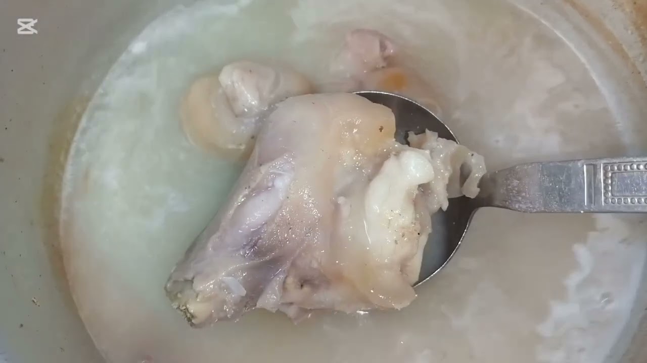 غداء تقليدى لوبيا بلحمه مع صينية  بطاطس بلحمه و كوارع احلى غداء ده ولا اى يارب يعجب 😋