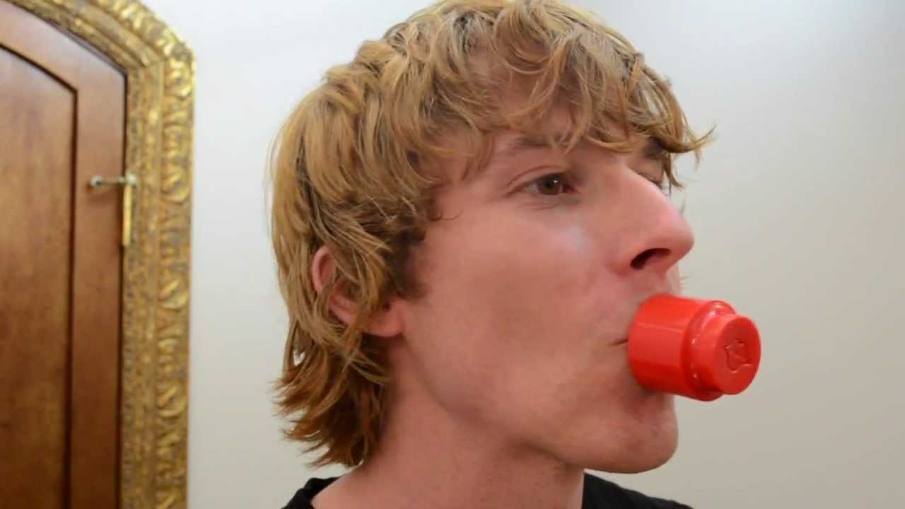 Fullips Lip Enhancer Demo: Not just for women!