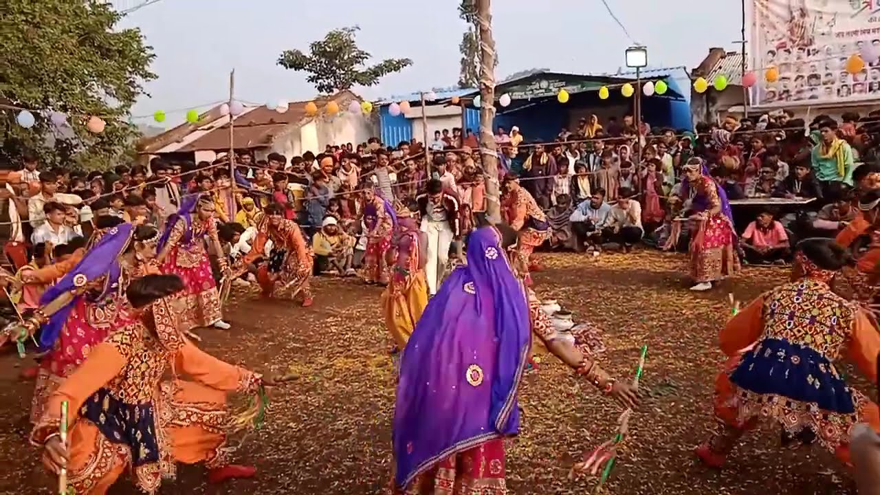 CHHOTE STAR GARBA mandal VEDSHYA JHAPADIMALI ME SHANDAR PRASTUTI DI HAI#💯👌😮#